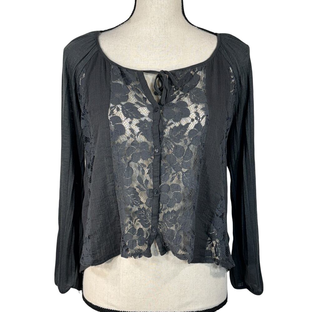 American Eagle Small Top Button-Up Floral Lace Long Sleeve Stretch Hi-Low Hem